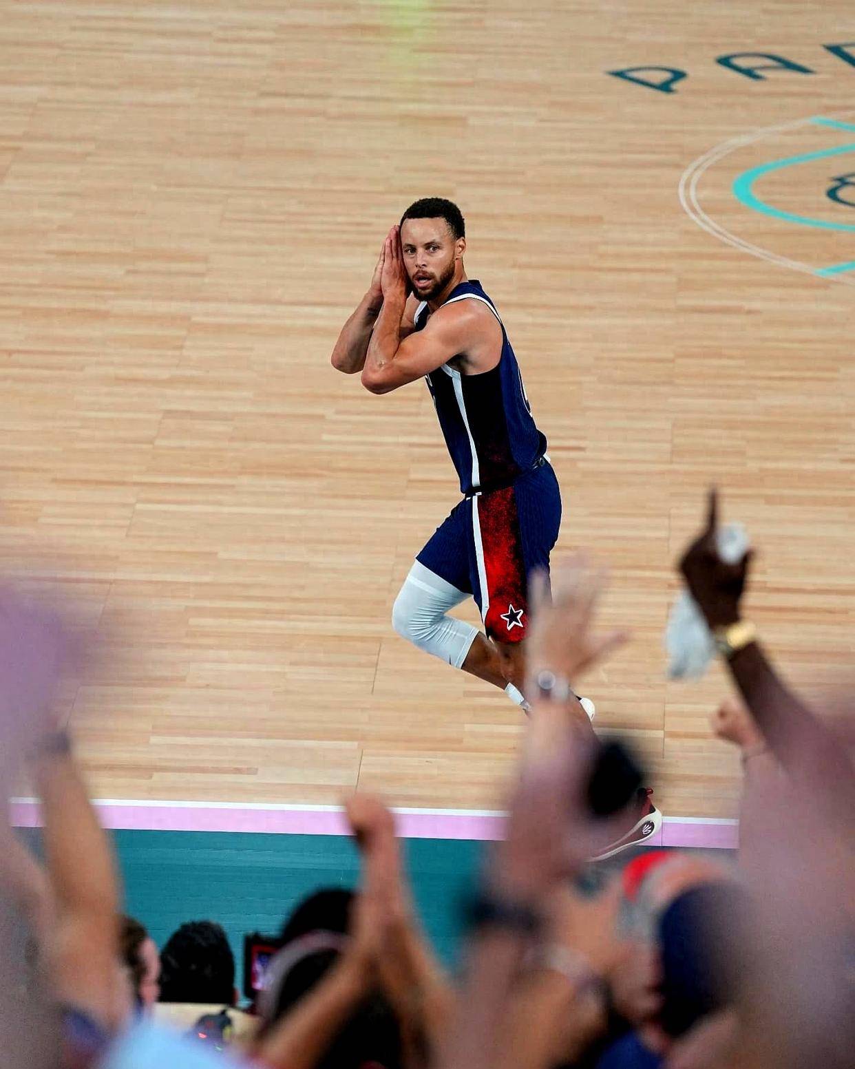 开云入口-关于库里连续十二场比赛得分超过比赛局势复杂，法国队不断突破！赛场气氛高涨的信息